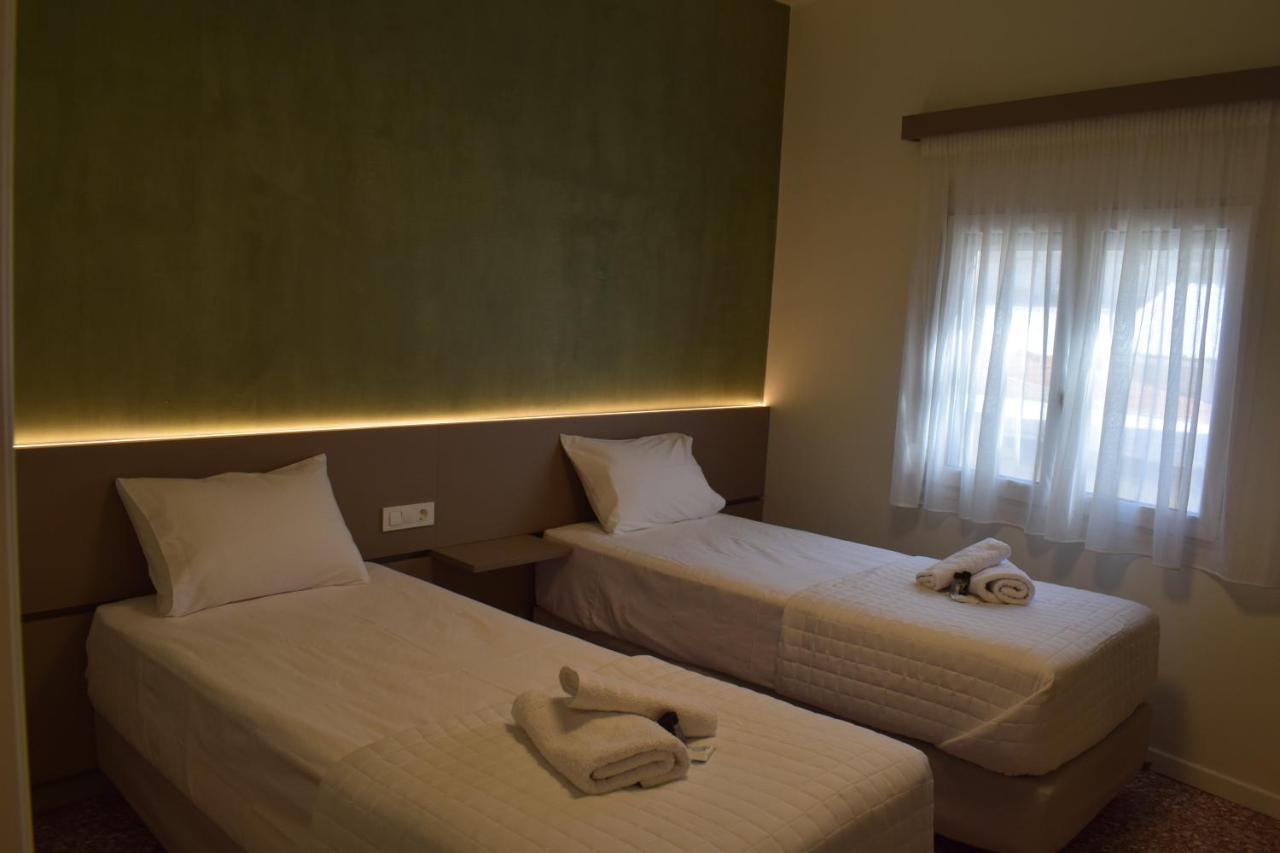 Downtown Delight Apartment Ханя Екстериор снимка